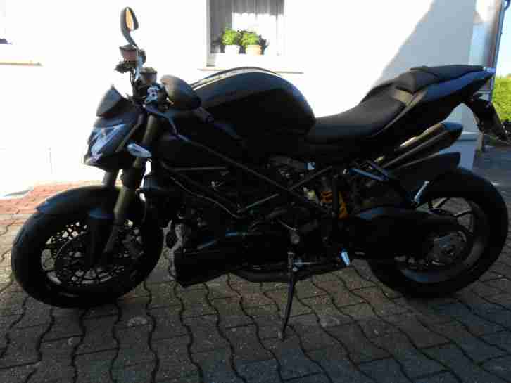Ducati Streetfighter 848, 5500 KM, Zard-Titan-Auspuffanlage