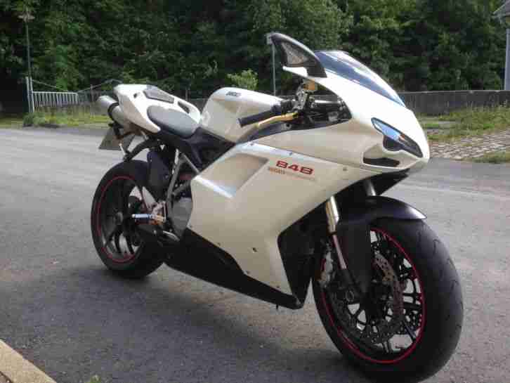 Ducati Superbike 848