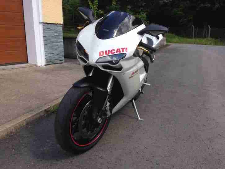 Ducati Superbike 848 Perlmuttweiss 1098 1198