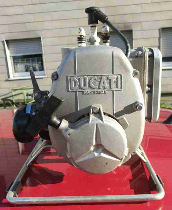 Ducati Wasserpumpe, für den Keller, oder Garten, Pompa di aqua 2tempi