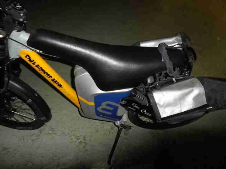 ELMOTO HR-2 Elektroroller 649 km nach Instandsetzung durch Hersteller