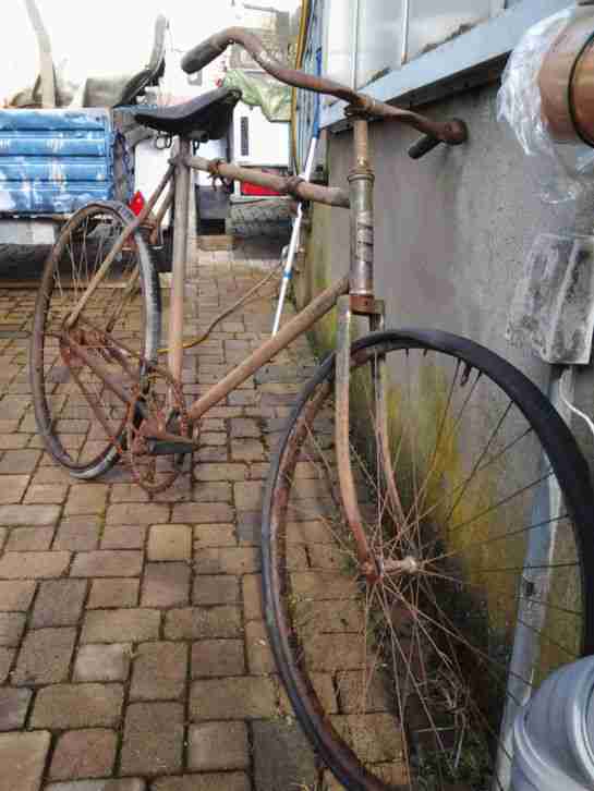 ETWA 100 JAHRAE ALT ( MILITÄR ) ADAM OPEL FAHRRAD 28 ZOLL VIELE TEILE FEHLEN