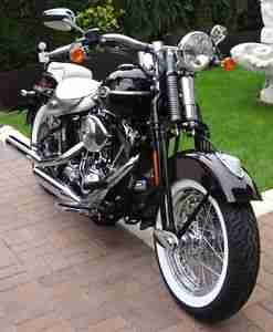 Edle & Elegante Harley Davidson FLSTSCI