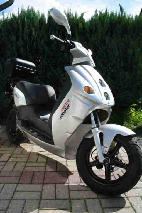 Elektro-Roller E-Max 110S (100km Reichweite!)