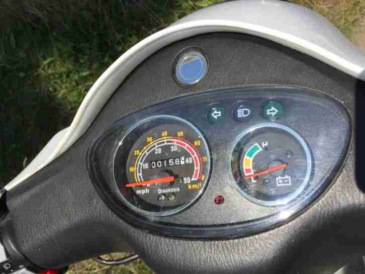 Elektro Roller, Retro Look, Scooter 250km Wie Neu