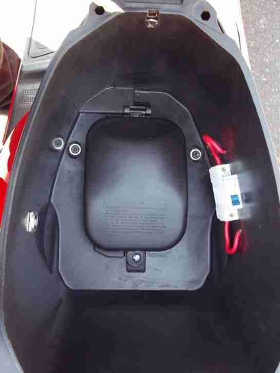 Elektromarkenroller IO-Scooter für 2 Pers. nur 498 km...wie neu