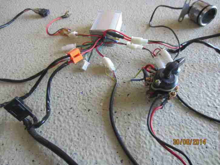 Elektroquad / TOX MOTO Mini Quad / Elektonik / Kabelbaum / E-Scooter