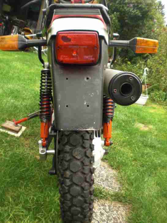 Enduro Oldtimer Moto Guzzi V65 TT