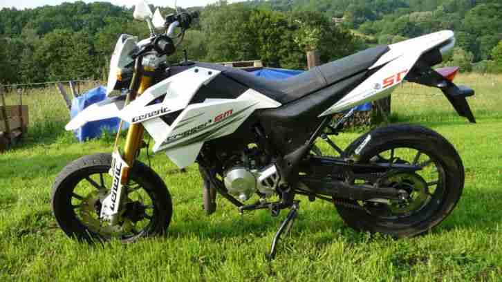 Enduro Super Moto 50 ccm - wie Roller ab 16 Jahre fahrbar 5700 km