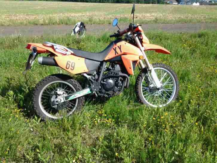 Enduro xy400y mit ERST ca.1800km wird mehr wird noch gefahren !!!