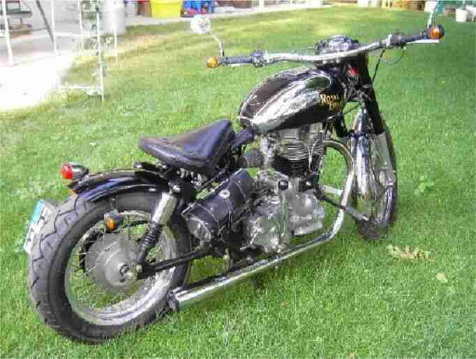 Exclusive Enfield Bullet 500 - Bobber mit Handschaltung - British and Royal