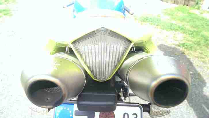 Exclusive Yamaha R1 RN19