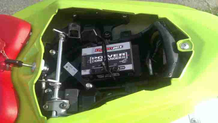 Exclusive Yamaha R1 RN19