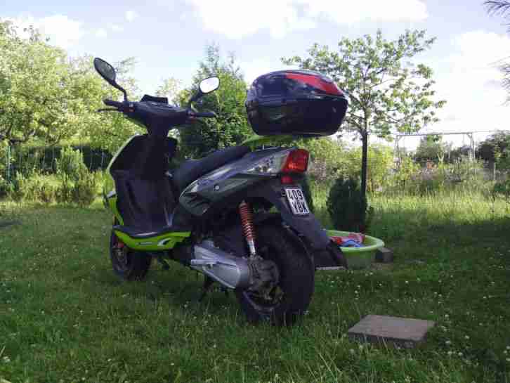 Explorer B92 Roller "Super Flitzer" KM-Stad 3778