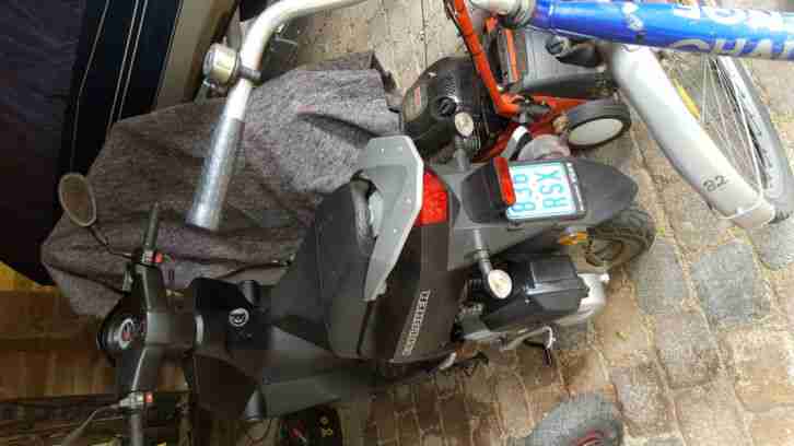 Explorer Kalio 2,Roller 50er!Wie Neu! Ansehen,Schnäppchen!Team Roller........