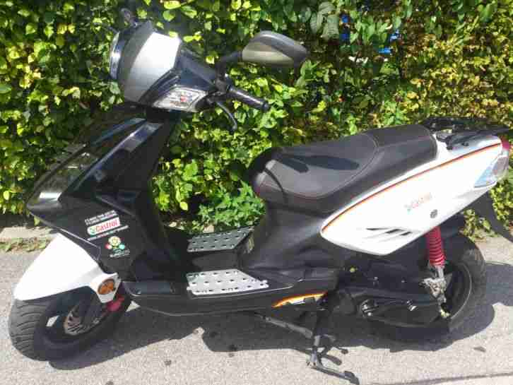 Explorer Race GT50 EM 2012 Limited Edition Deutschland Roller Wenig KM