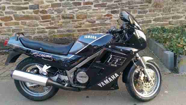 FZ 750, Yamaha, HU neu 9- 17 Bj 1989, gedrosselt von 74kw auf 25kw, 52254km