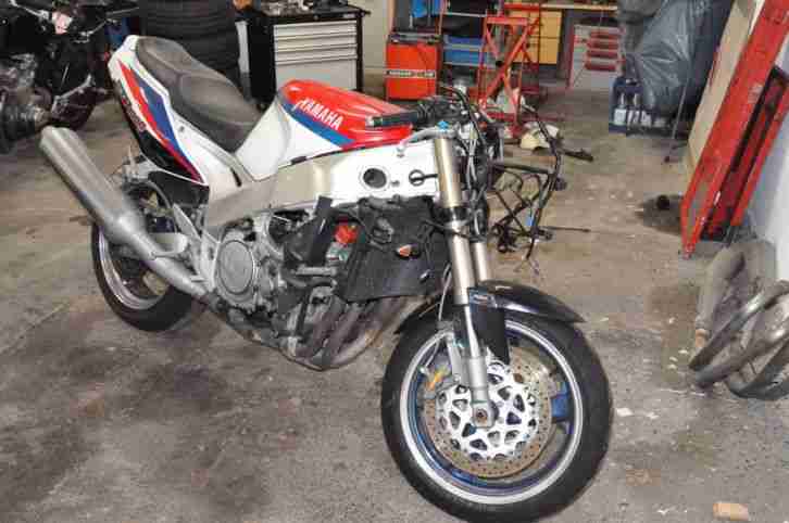 FZR 1000 3 LE Yamaha als Ersatzteillager Up-Sidedown Gabel Schwinge ect