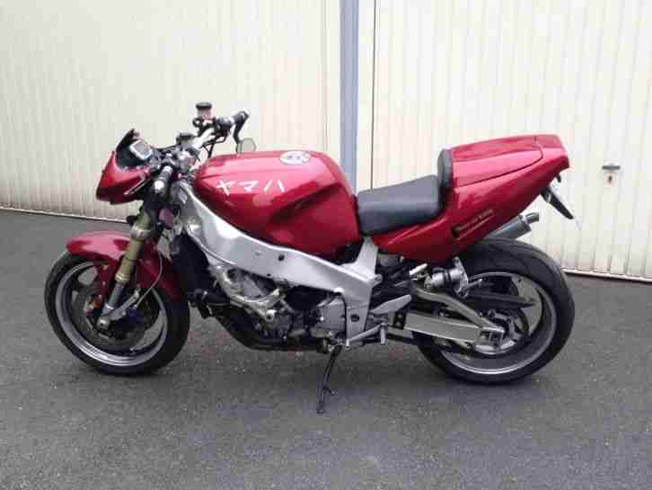 FZR 1000 3LE Streetfighter