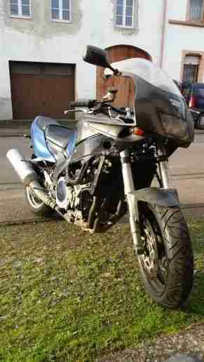 FZR 1000 3LE, Streetfighter basis