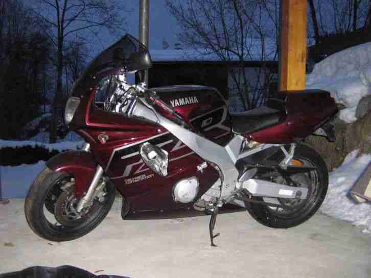 FZR 600 Yamaha Supersport maroon - selten