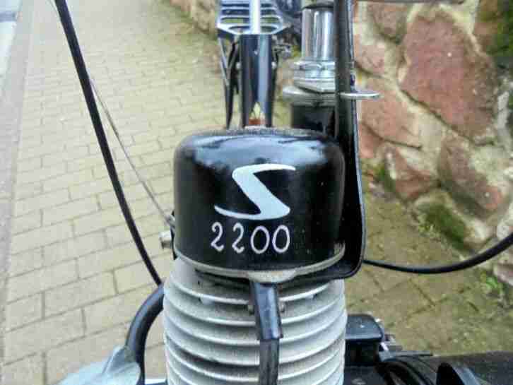Fahrrad Hilfsmotor Velosolex 2200 selten, Garagenfund