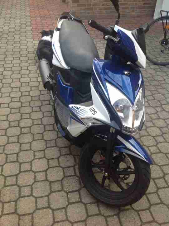 Fahrzeug Motorroller Kymco 125ccm