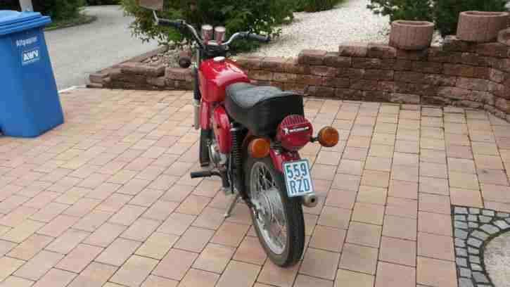 Feuerrote Simson S51 B 2-4 mit Papiere