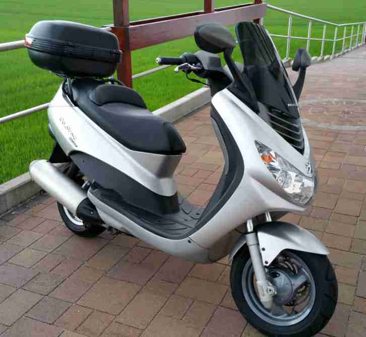 Flotter Roller Peugeot Elystar 150, ABS, Wegfahrsperre, 11KW, ca. 15.500 km,