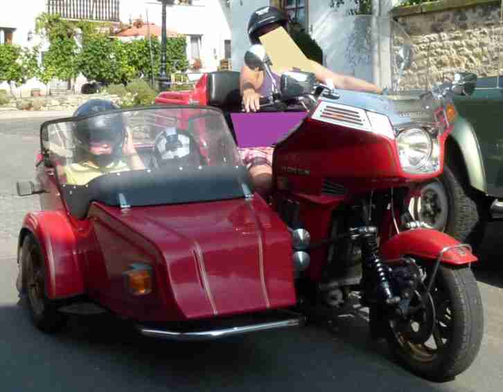 GOLDWING-Gespann Honda Gold Wing GL1100 rot EML-2-Sitzer-Beiwagen von Hartmann