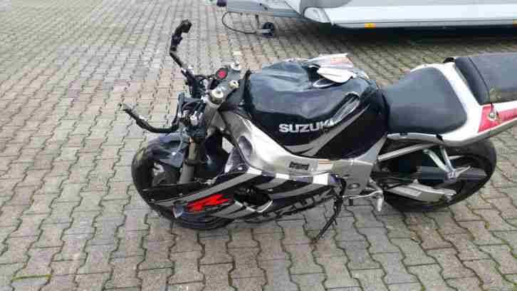 GSXR 600 Unfallmotorrad zum Ausschlachten