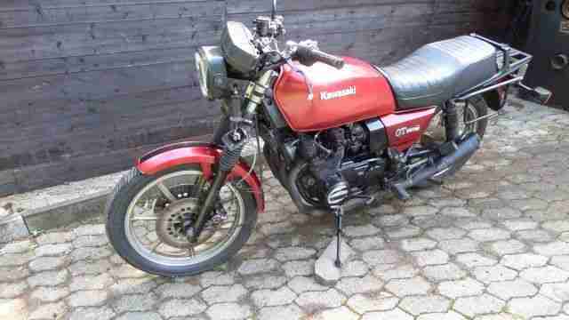 GT550 Unfall Teileträger oder zum aufbauen Motor läuft aber nur mit Startpilot