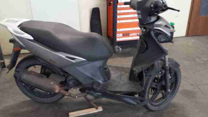 Gebraucht Roller Kymco Agility City 50, Bj. 2008, Unfallfahrzeug für Bastler