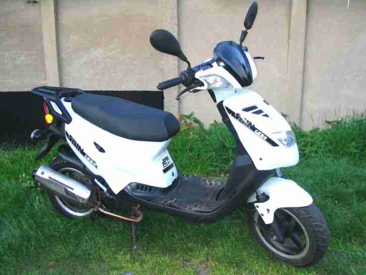 Generic ATU Roller Spin GE 50 Weiss 50cc Guter Zustand