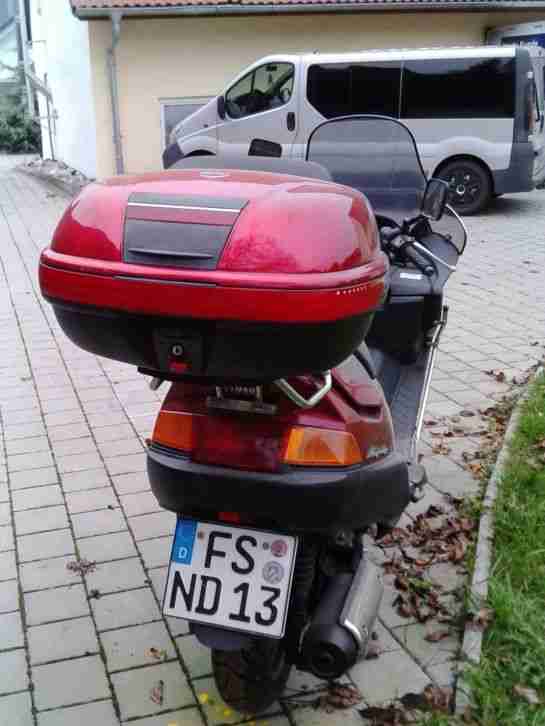 Gepflegte YAMAHA (J) Roller / Kraftrad M.LB. Wenig KM