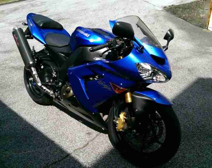 Gepflegte und wenig gefahrene ZX10R TÜV/Inspektion Neu