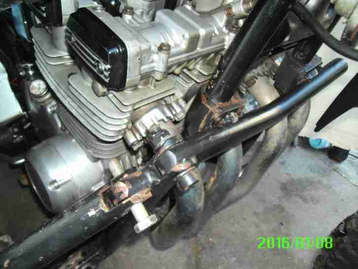 Gespann Suzuki GS 750 .