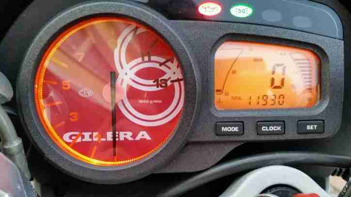 Gilera DNA 125 Garagenfahrzeug , schön Wetter Fahrzeug , Top Zustand !!!