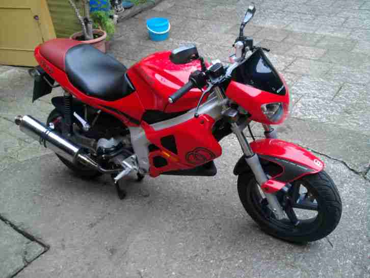 Gilera DNA 180 GP Experience Neuzustand WINTERPREIS !