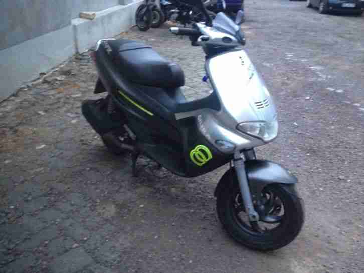 Gilera Runner 125 VX Roller Motorroller Scooter TOP Zustand