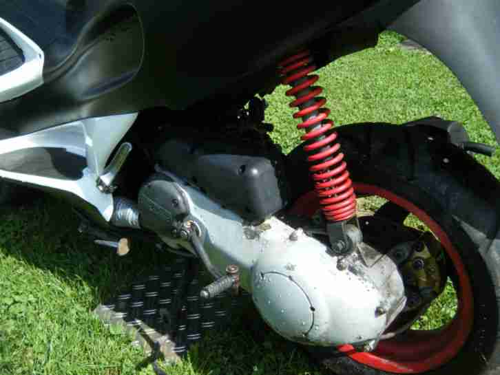 Gilera Runner 50ccm mit 25km/h Papiere bj. 2005 Typ C36