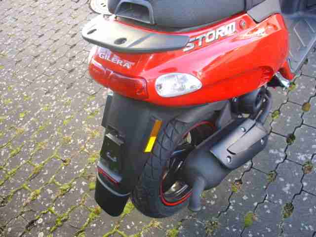 Gilera Storm 50 (baugleich Piaggio TPH) Bj.09.Vorführ Roller.Neuwertig!