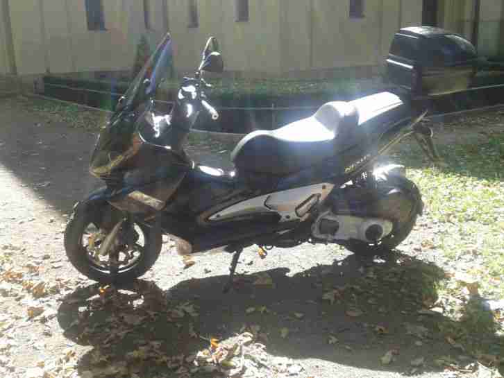 Gilera nnnnnnnnNexsus BJHR: 2006 knapp 29 678km gelaufen 2011 1600 eu investiert