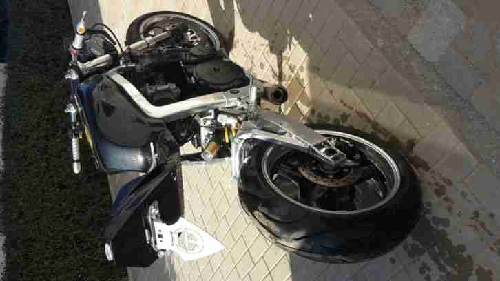 Gsxr 750 schwarz