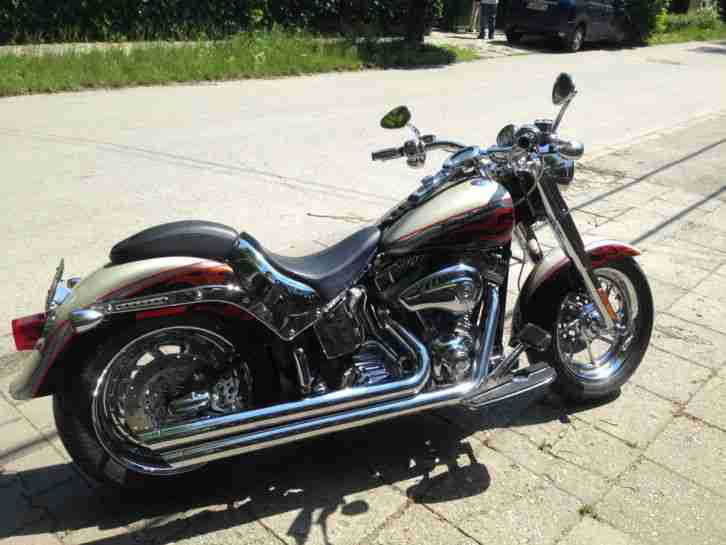 HARLEY DAVIDSON CVO FATBOY FLSTFSE2 SCREAMIN EAGLE, SAMMLER, 8250KM, WINTERPREIS