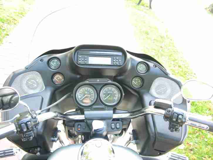 HARLEY DAVIDSON ROAD GLIDE 103 ULTRA LIMITED 2011 TOP