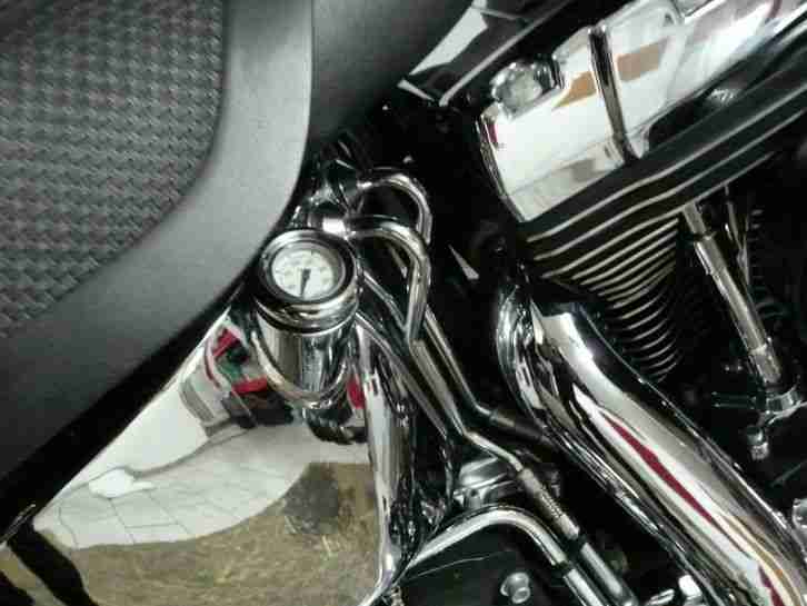 HARLEY-DAVIDSON SOFTAIL CUSTOM FXSTC Twin Cam 96