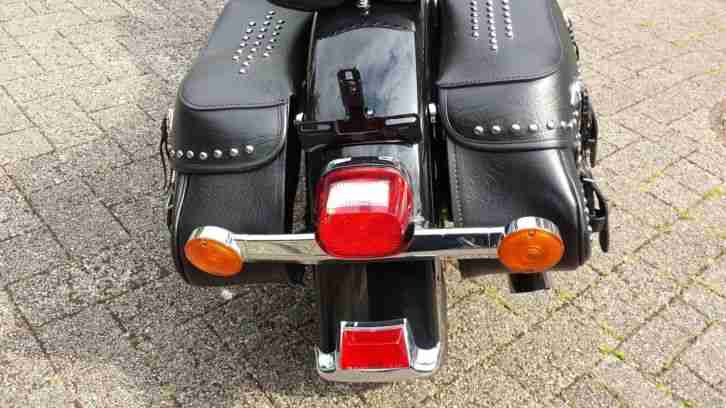 HARLEY DAVIDSON SOFTAIL HERITAGE CLASSIC FLSTCI