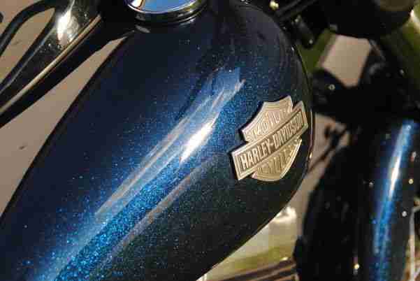HARLEY DAVIDSON Softail Slim FLS * Penzl * sehr tief * breites Hinterrad