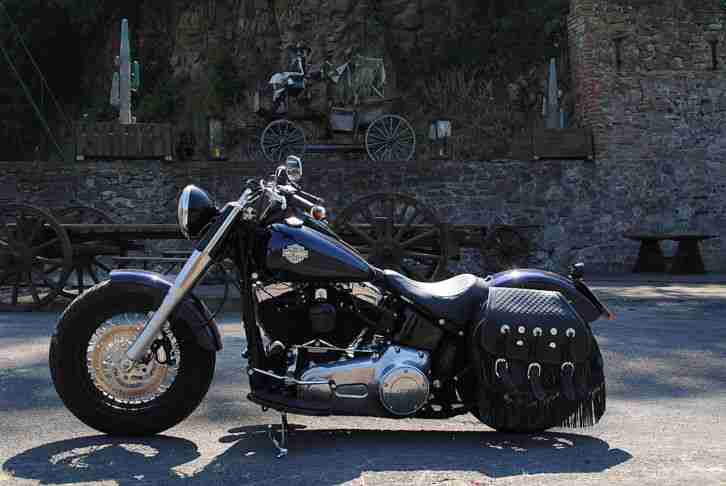 HARLEY DAVIDSON Softail Slim FLS Umbau mit